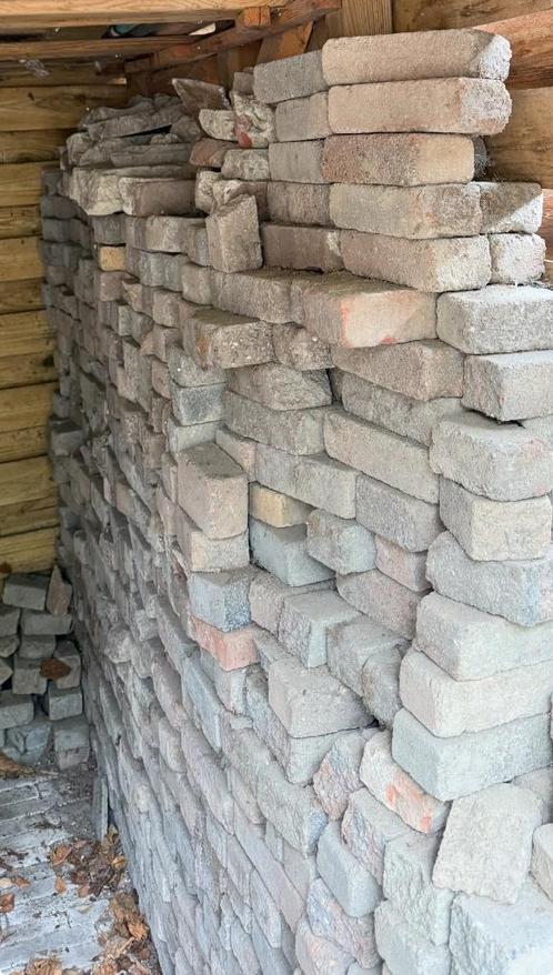 Oude Waaltjes | Gratis of te halen!, Tuin en Terras, Tegels en Klinkers, Gebruikt, Klinkers, Beton, 10 m² of meer, Ophalen
