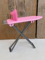 Strijkplank en strijkijzer voor Barbie poppenhuis, Ophalen of Verzenden, Zo goed als nieuw, Gebruiksvoorwerp
