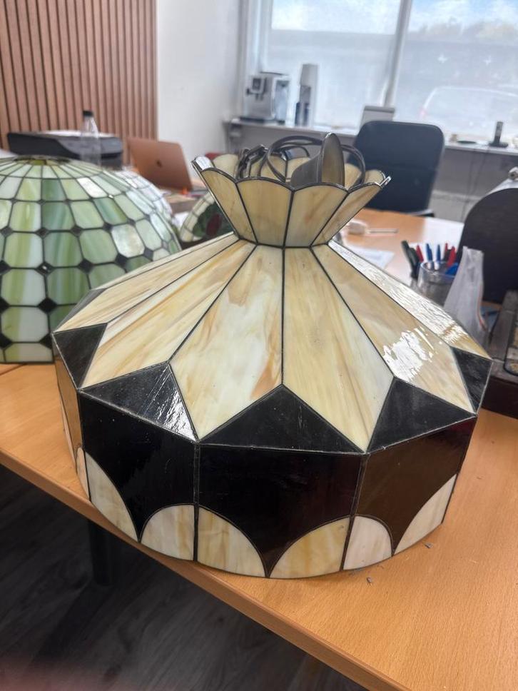 Vintage Hanglamp met Glas in Lood Stijl, Huis en Inrichting, Lampen | Hanglampen, Gebruikt, Minder dan 50 cm, Glas, Ophalen of Verzenden