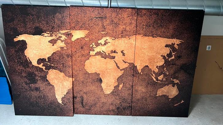 Wereldkaart Triptiek - Decoratief Kunstwerk, Huis en Inrichting, Woonaccessoires | Schilderijen, Tekeningen en Foto's, Zo goed als nieuw
