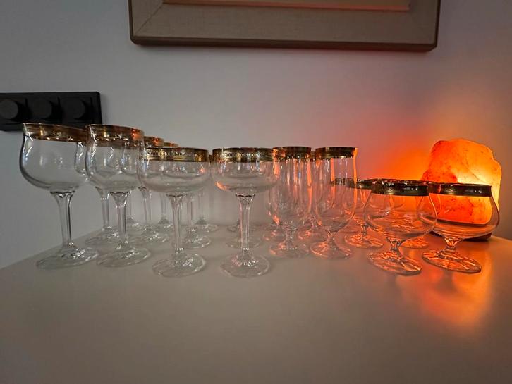 Kristallen Glazen set (24 delig) met Gouden Rand, Antiek en Kunst, Antiek | Glas en Kristal, Ophalen
