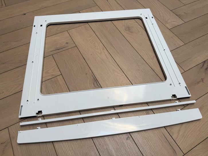 Tussenstuk/ stapelkit Miele WTV 412 voor wasmachine + droger, Witgoed en Apparatuur, Onderdelen en Toebehoren, Zo goed als nieuw