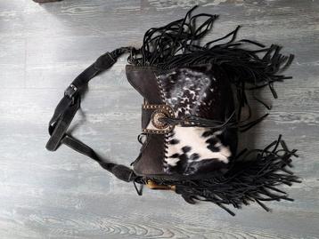 Ph&t tas pretty hot and tempting tas koeienhuid beschikbaar voor biedingen