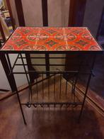 Retro Vintage smeedijzeren tijdschriftenrek, krantenrek, Huis en Inrichting, Woonaccessoires | Krantenbakken en Lectuurbakken