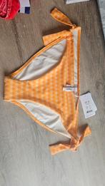 Nieuw met kaartjes, oranje geel cyell bikini, maat 44, Kleding | Dames, Badmode en Zwemkleding, Nieuw, Oranje, Ophalen of Verzenden