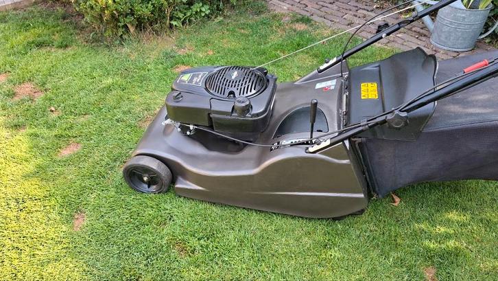Hayter harrier 56cm bbc 2016 benzine walsmaaier., Tuin en Terras, Grasmaaiers, Zo goed als nieuw, Benzine-grasmaaier, 50 cm of meer