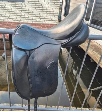 Euro Diamand dressuurzadel  beschikbaar voor biedingen