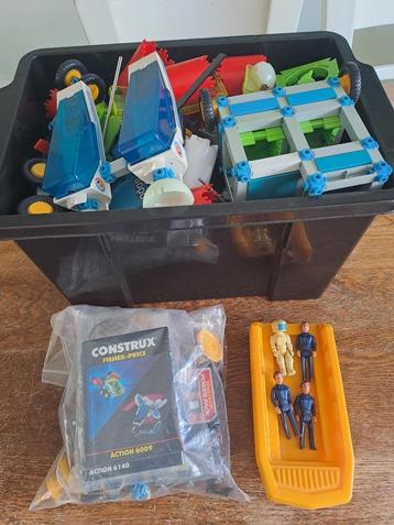 Vintage Fisher Price Construx met electro motoren & figuren beschikbaar voor biedingen