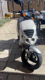 Piaggio nrg. 180cc , 125cc , piaggio zip, zip, typhoon, Fietsen en Brommers, Scooters | Piaggio, Ophalen, Zo goed als nieuw, Tweetakt