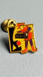 48.81.00 karnaval pin, Verzamelen, Speldjes, Pins en Buttons, Ophalen of Verzenden, Zo goed als nieuw