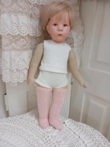 antieke gebreide lange poppen kousjes. beschikbaar voor biedingen