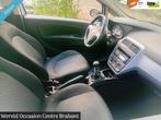 Fiat Punto 1.2 Active Nieuwe apk, Gebruikt, 1242 cc, 4 cilinders, Wit