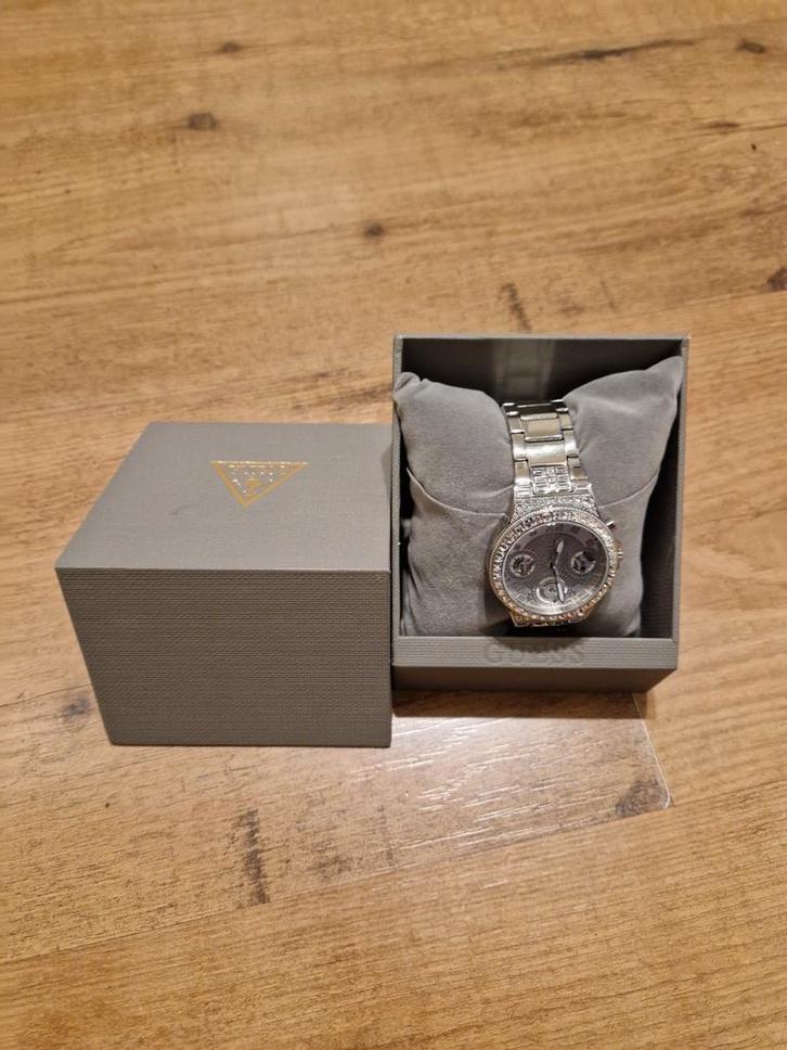 Guess horloge, Sieraden, Tassen en Uiterlijk, Horloges | Dames, Nieuw, Polshorloge, Guess, Staal, Staal, Met strass, Ophalen of Verzenden