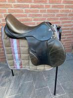 Rossner 18 inch springzadel, Dieren en Toebehoren, Paarden en Pony's | Zadels, Gebruikt, ., Ophalen of Verzenden, Springen