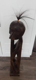 Groot houten afrikaans beeld., Ophalen