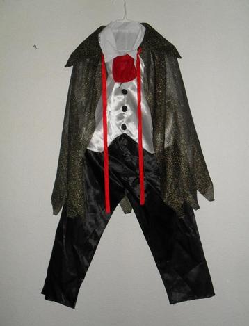 Mooi Vampier outfit mt 98 / 110 beschikbaar voor biedingen