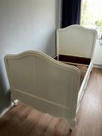 Antiek bed wit, Ophalen