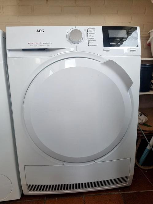 AEG condensdroger, Witgoed en Apparatuur, Wasdrogers, Zo goed als nieuw, Condens, Voorlader, 6 tot 8 kg, Ophalen of Verzenden