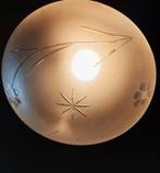 Vintage Plafondlamp / Plafonniere met Facetgeslepen Kelk, Huis en Inrichting, Lampen | Plafondlampen, Ophalen of Verzenden, Glas
