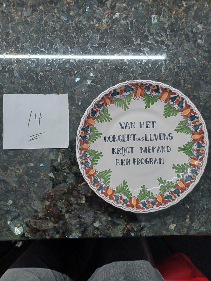 Decoratief bord met spreuk, Antiek en Kunst, Antiek | Wandborden en Tegels, Ophalen of Verzenden