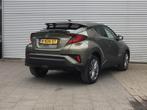 Toyota C-HR 1.8 Hybrid Executive | Led | Camera | Dealer ond, Euro 6, 4 cilinders, Leder en Stof, 122 pk