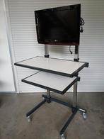 Mobiele TV Standaard van projecta  met LG TV, Ophalen, Zo goed als nieuw