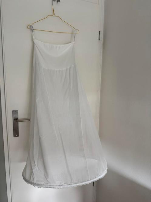 Hoepelrok Poirier 1 balein 190 cm, kleur Ivoor, maat M, Kleding | Dames, Trouwkleding en Trouwaccessoires, Zo goed als nieuw, Accessoires