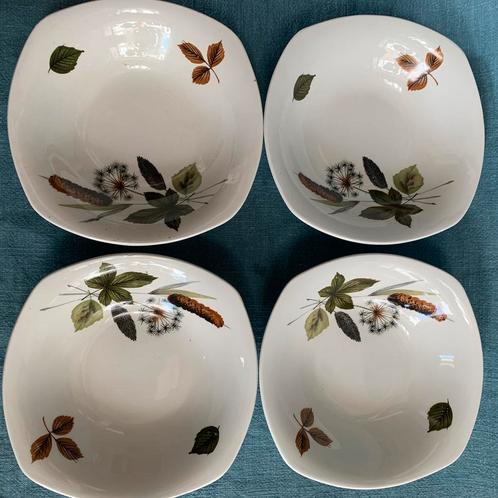 VTG midwinter stylecraft Riverside set van 4 kleine schalen, Huis en Inrichting, Keuken | Servies, Ophalen of Verzenden