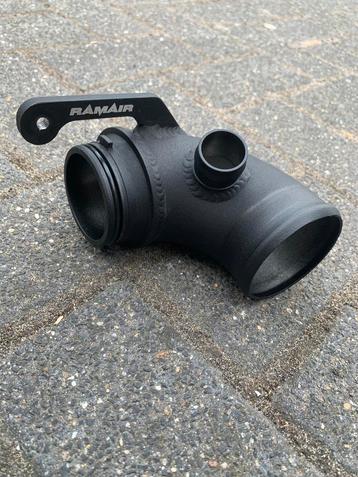 Ramair High Flow Turbo Inlet Elbow Pipe MQB beschikbaar voor biedingen