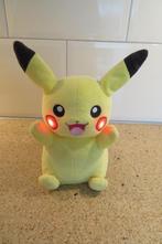 Pikachu pratende , bewegende en lichtgevende knuffel Pokémon, Ophalen of Verzenden, Zo goed als nieuw, Overige typen