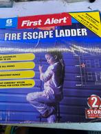 BRANDLADDER TE KOOP, Doe-het-zelf en Verbouw, Ladders en Trappen, Ophalen of Verzenden, Zo goed als nieuw, Opvouwbaar of Inschuifbaar