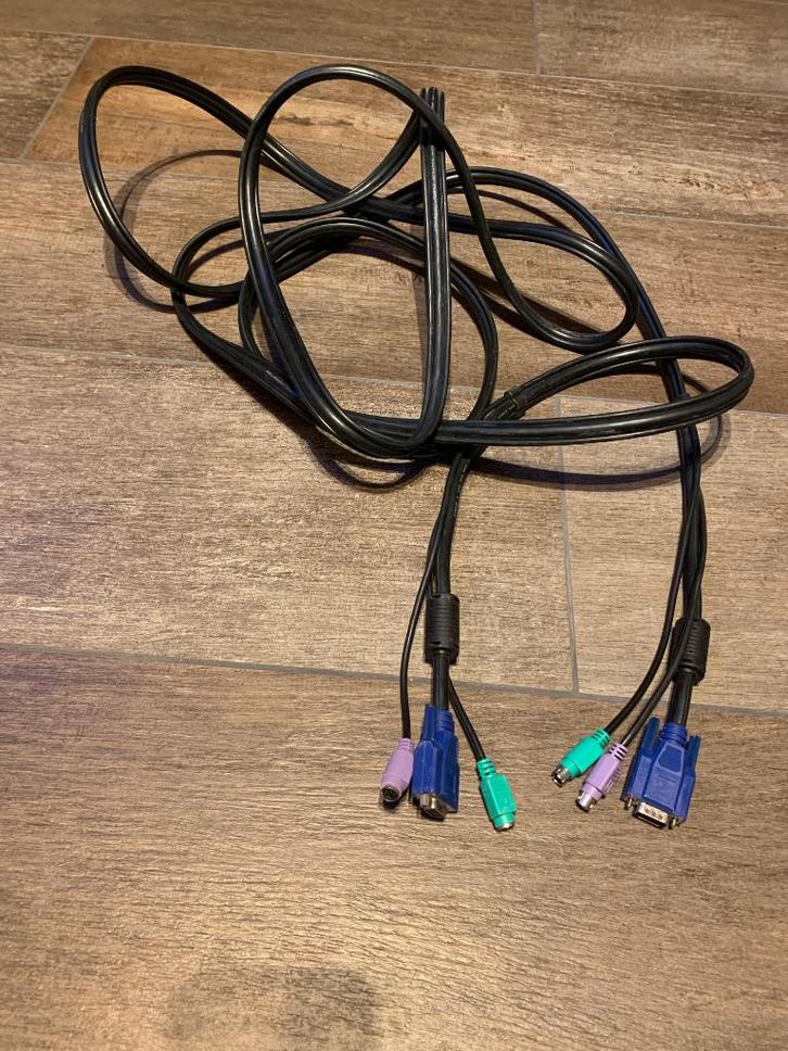 Kvm cable Vga Female + 2x Ps2 Female to Vga Male + 2x Ps2 Ma, Computers en Software, Pc- en Netwerkkabels, Ophalen of Verzenden