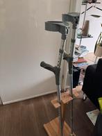 Twee loopkrukken met ergonomische handvatten, Ophalen of Verzenden, Zo goed als nieuw