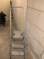 Handige trap  hoog 65 cm, Ophalen of Verzenden, Gebruikt, Trap, Minder dan 2 meter
