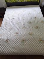 BEDSPREI VINTAGE VOOR DE LIEFHEBBER, Ophalen, Zo goed als nieuw, Tweepersoons, Wit