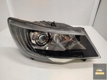 Skoda Superb II Lift Xenon lamp rechts beschikbaar voor biedingen