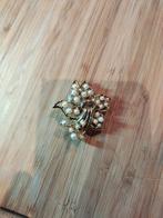 Vintage Bloem Broche met Parelmoer, Overige materialen, 4 tot 7 cm, Ophalen of Verzenden, Zo goed als nieuw