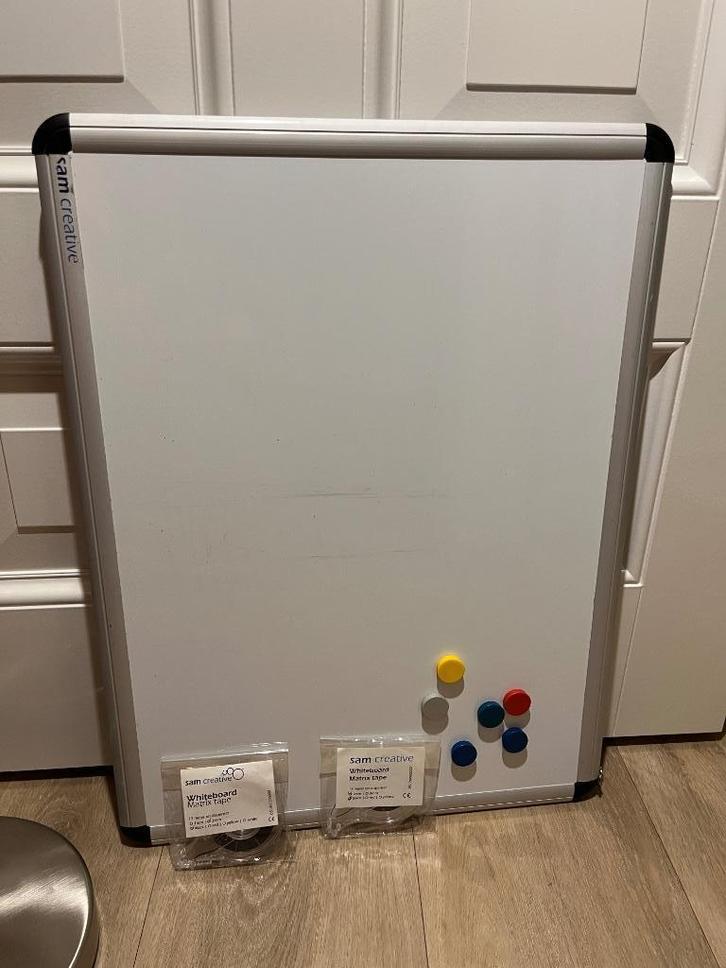 Whiteboard magnetisch, Huis en Inrichting, Woonaccessoires | Memoborden, Zo goed als nieuw, Magneetbord, Ophalen