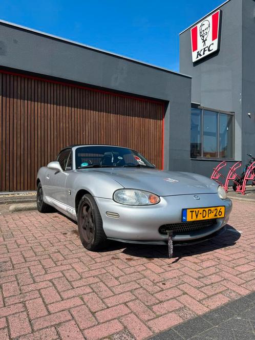 Mazda MX-5 1.6 I 1998 Grijs, Auto's, Mazda, Particulier, MX-5, Benzine, Cabriolet, Handgeschakeld, Origineel Nederlands, Zilver of Grijs