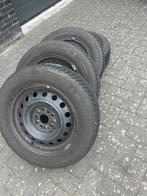 Michelin winterbanden o.a. toyota avensis 205/60, Ophalen, Gebruikt, 16 inch, Banden en Velgen