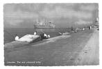 977560 IJmuiden Pier Uitvarend schip Postzegel afgeweekt, Verzamelen, Ansichtkaarten | Nederland, Ophalen of Verzenden, Gelopen