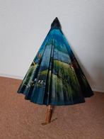 Indonesische parasol, Ophalen of Verzenden, Zo goed als nieuw