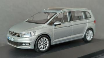 Volkswagen VW Touran 1:43 Norev Pol beschikbaar voor biedingen