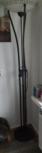 Elegante Staande Lamp met Glazen Kap, Ophalen, Gebruikt, Glas, Modern