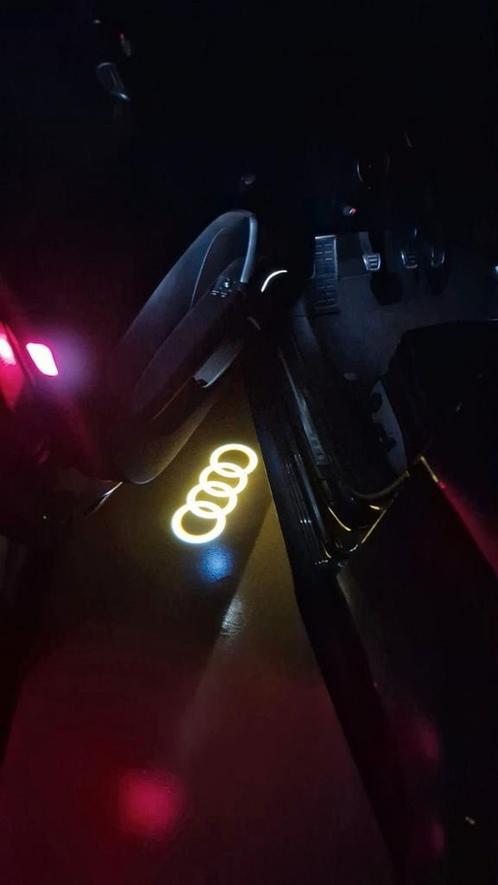 Audi logo led deur verlichting, Auto-onderdelen, Interieur en Bekleding, Audi, Ophalen of Verzenden