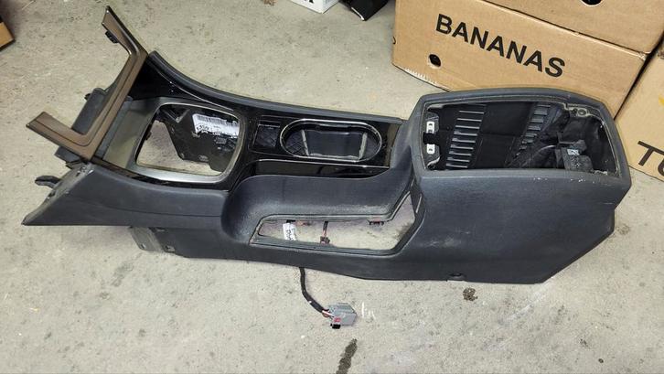 Ford Mondeo MK4 Middenconsole Compleet, Auto-onderdelen, Interieur en Bekleding, Ford, Gebruikt, Ophalen