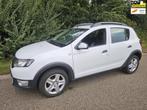 Dacia Sandero 0.9 TCe Stepway Lauréate, Voorwielaandrijving, Gebruikt, Parkeersensor, Wit