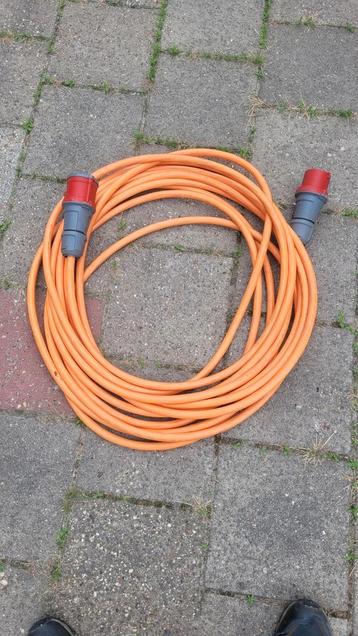 400 V 32 A verleng kabel 20m beschikbaar voor biedingen