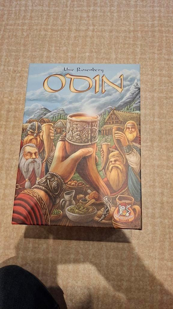 Odin Bordspel - Uwe Rosenberg, Hobby en Vrije tijd, Gezelschapsspellen | Bordspellen, Zo goed als nieuw, Een of twee spelers, Drie of vier spelers