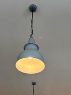 Industriele hanglamp(en) grijs geheel van metaal. Totaal 3, Ophalen, Gebruikt, Metaal, Minder dan 50 cm
